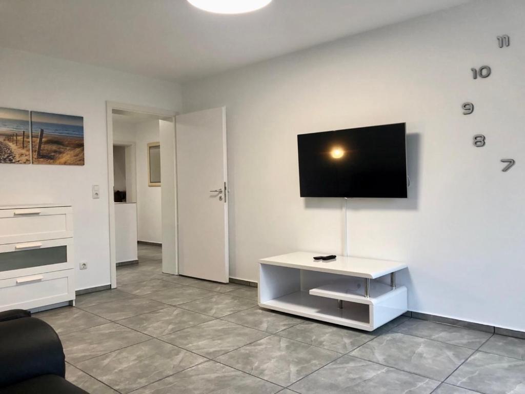 Dachgeschosswohnung Mit Seeblick Ahrensbok Экстерьер фото