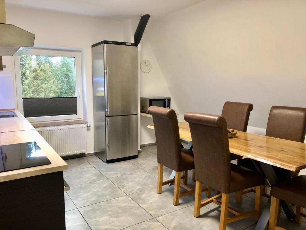 Dachgeschosswohnung Mit Seeblick Ahrensbok Экстерьер фото